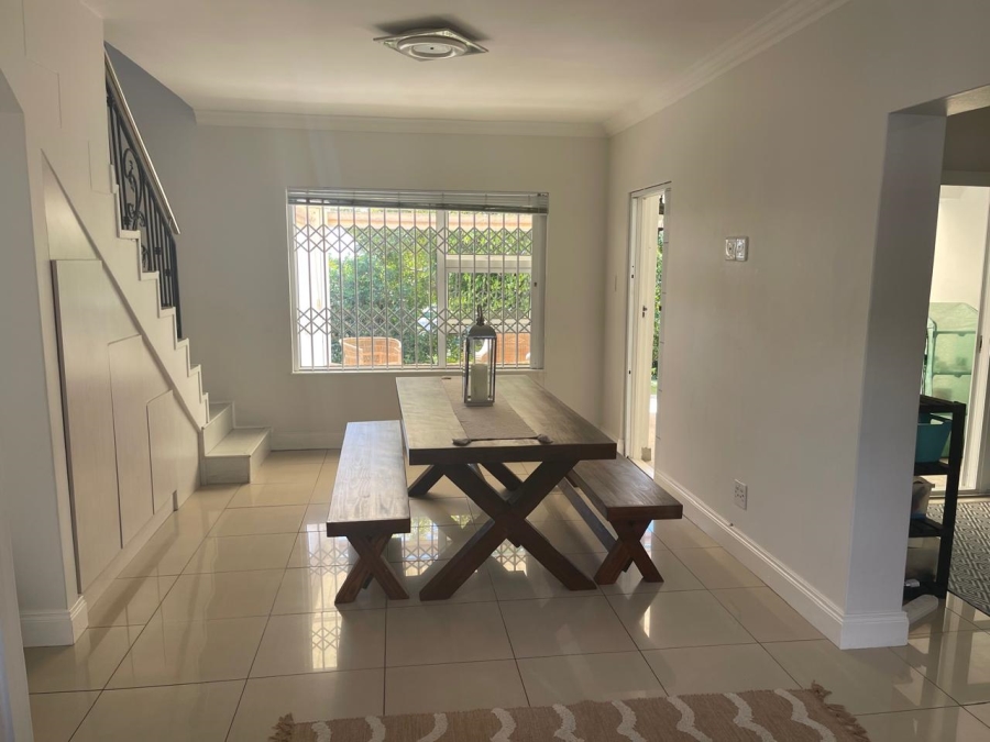 To Let 3 Bedroom Property for Rent in Summerstrand Eastern Cape